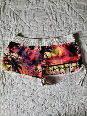 2/$20 🍀 OP Shorts